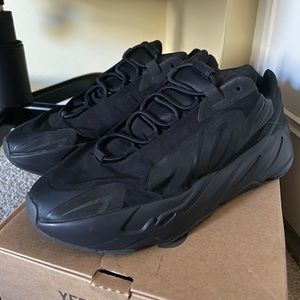Yeezy 700 “Triple Black”